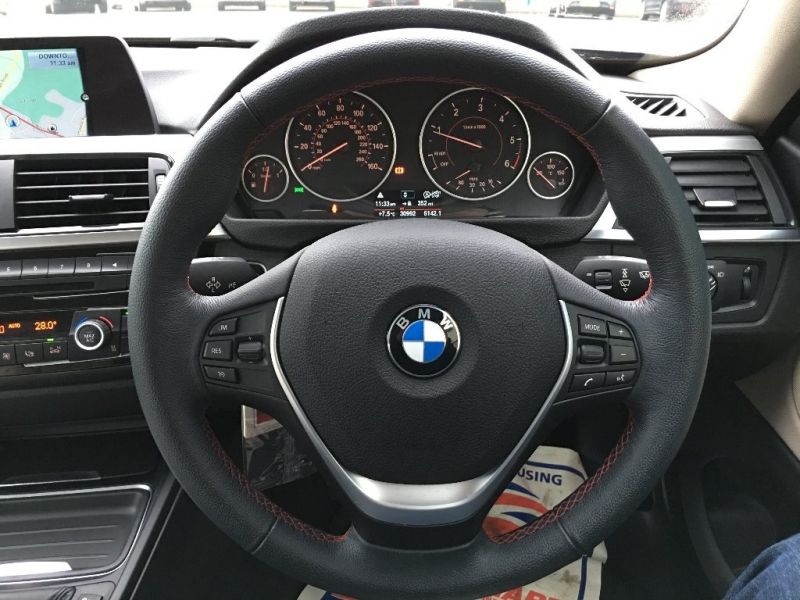 2015 BMW 4 Series 2.0 420D Sport 2dr image 13