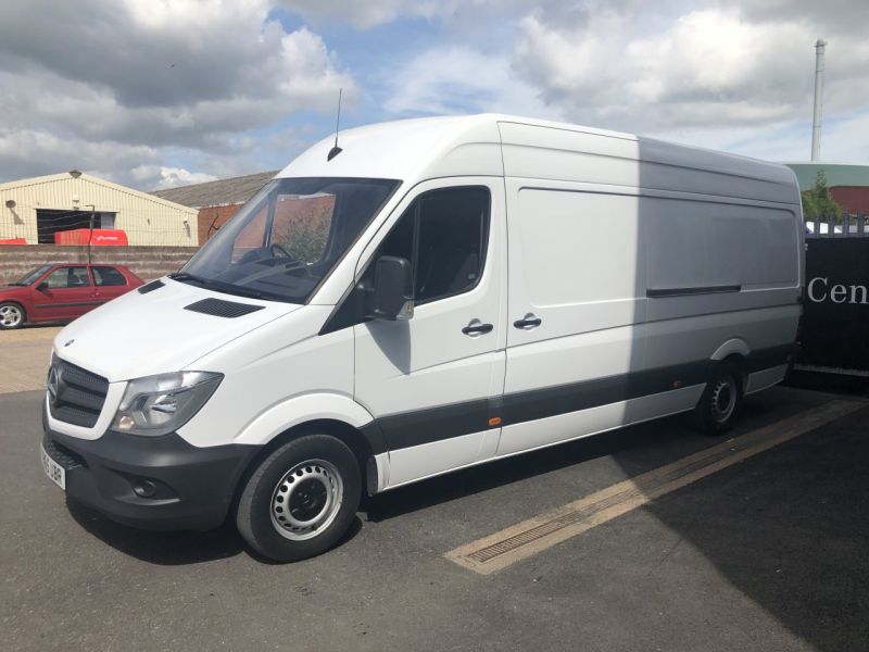 2015 Mercedes-Benz Sprinter 313 CDI LWB image 4