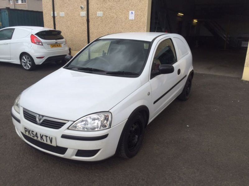 2004 Vauxhall Corsa Van CDTI 16v image 2