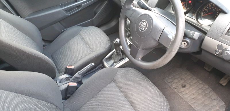 2004 Vauxhall Astra 1.7Cdti image 5