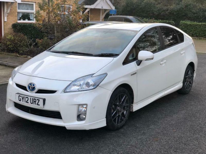 2012 Toyota Prius 1.8 image 2