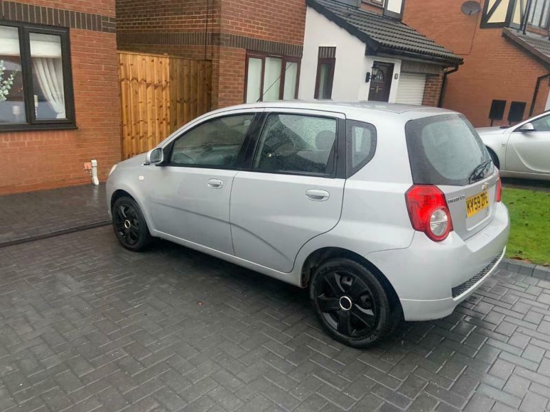 2009 Chevrolet Aveo FSH image 2