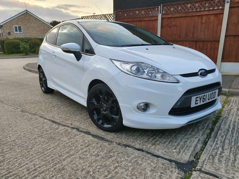 2011 Ford Fiesta 1.6 image 3