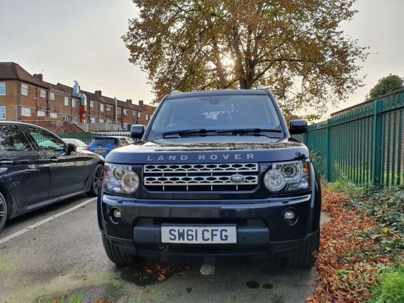 2011 Land Rover Discovery 4 image 1