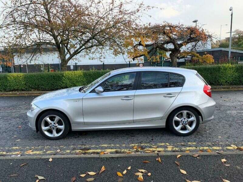 2009 BMW 118D 2.0 image 1