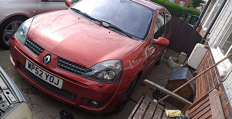 2002 Renault Clio 172 image 1