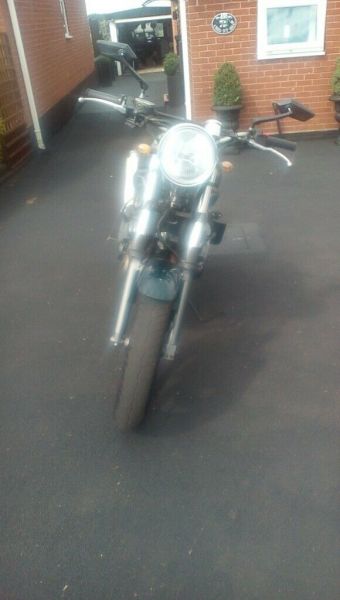 1994 Yamaha Motorcycle (Bobber Style) image 2