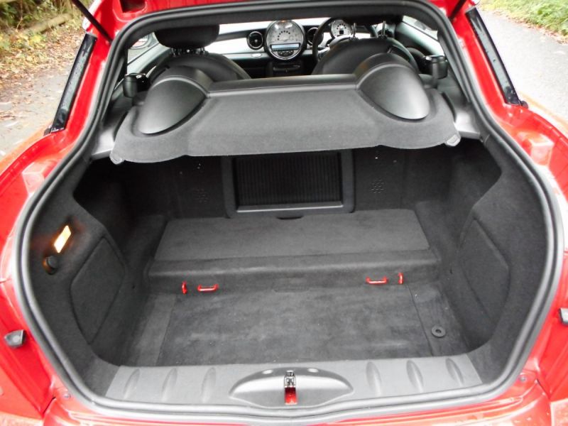 2009 Mini John Cooper Works Coupe image 7