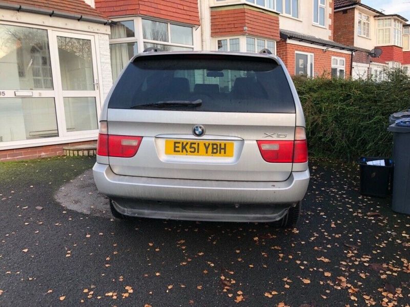 2002 BMW X5 3.0 image 2