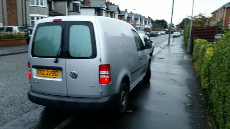 2012 Volkswagen Caddy image 2