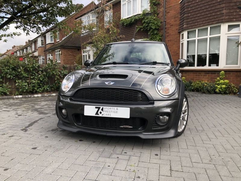 2011 Mini 1.6 John Cooper Works 2dr image 1