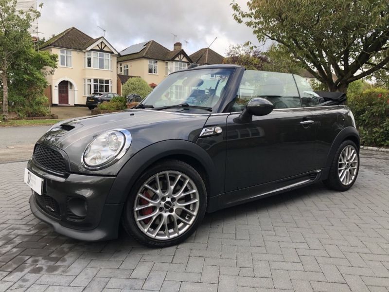 2011 Mini 1.6 John Cooper Works 2dr image 3