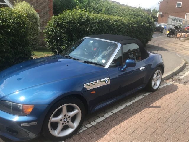 1999 BMW Z3 2.8 Z3 Roadster 2dr image 1