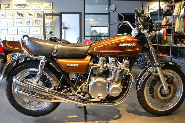 1976 Kawasaki Z900 image 9
