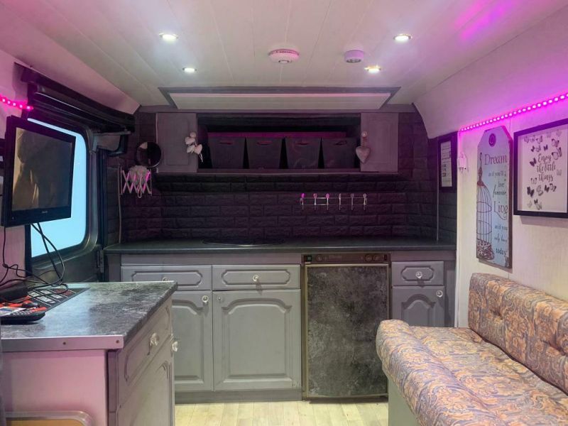 2002 Ford Transit 350 Motorhome image 4