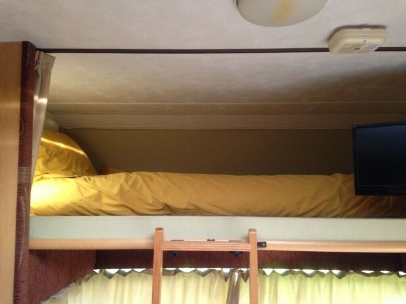 2006 Elddis Sunstyle 100 Motorhome 4 berth image 5