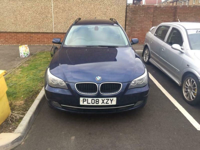 2008 BMW 520d SE Touring image 1