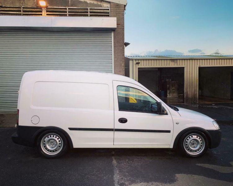 2005 Vauxhall Combo 1.7cdti image 1