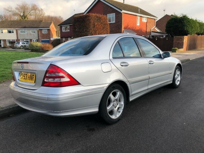 2003 Mercedes-Benz C180 1.8 Kompressor Avantgarde SE image 3