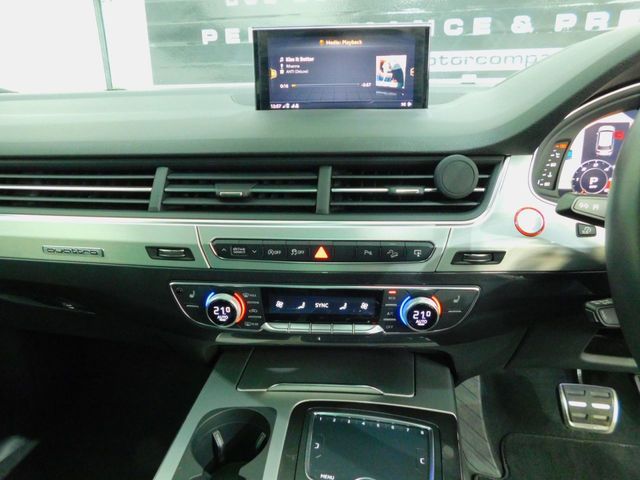 2017 Audi Q7 4.0 Sq7 Tdi Quattro 5dr image 11