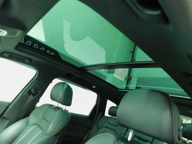 2017 Audi Q7 4.0 Sq7 Tdi Quattro 5dr image 16