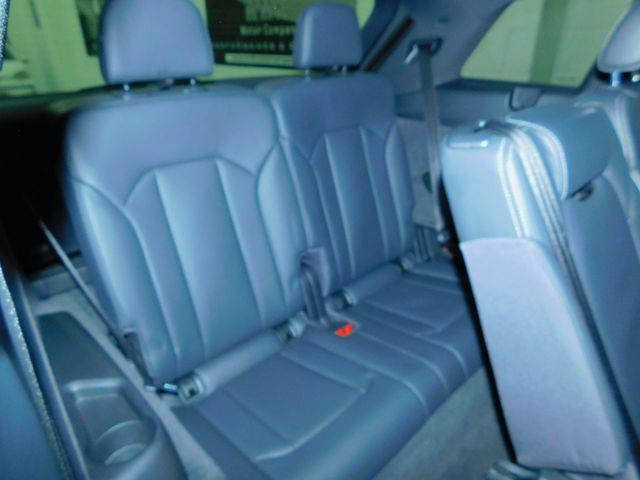 2017 Audi Q7 4.0 Sq7 Tdi Quattro 5dr image 17