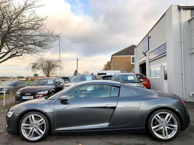 2014 Audi R8 V8 Quattro image 3