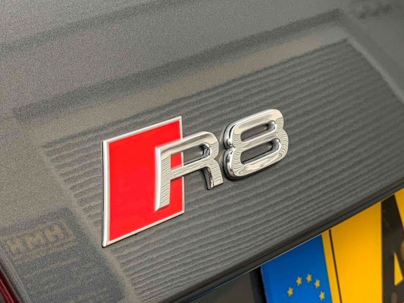 2014 Audi R8 V8 Quattro image 12