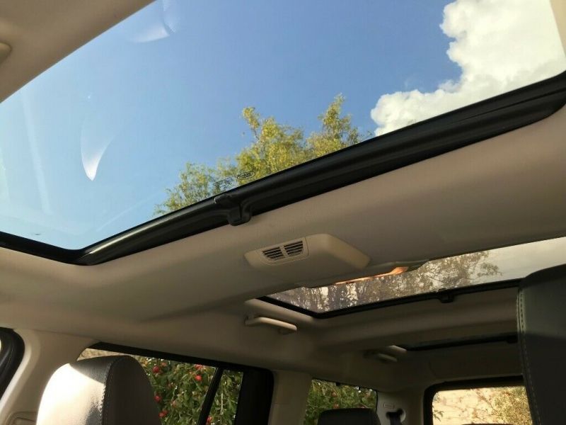 2012 Land Rover Discovery 4 3.0 SD V6 HSE 5dr image 7