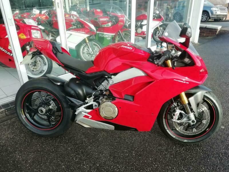 2018 Ducati Panigale V4 S