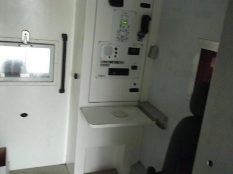 2011 Mercedes-Benz Sprinter image 16