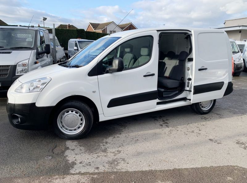 2012 Peugeot Partner 1.6 Hdi S L2 Crew Van 4dr image 5