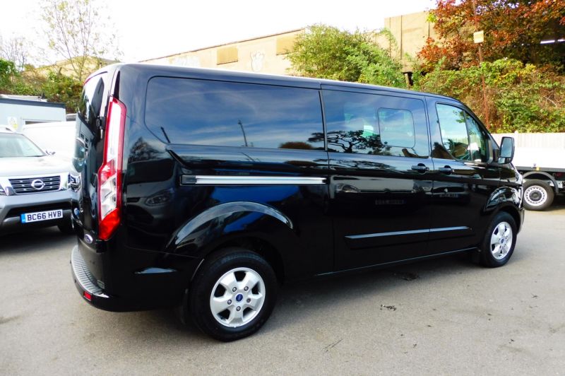 2017 Ford Transit Custom 310 Limited 6 Seat Combi 2.0 Tdci image 4