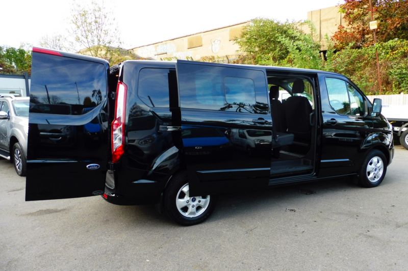 2017 Ford Transit Custom 310 Limited 6 Seat Combi 2.0 Tdci image 7