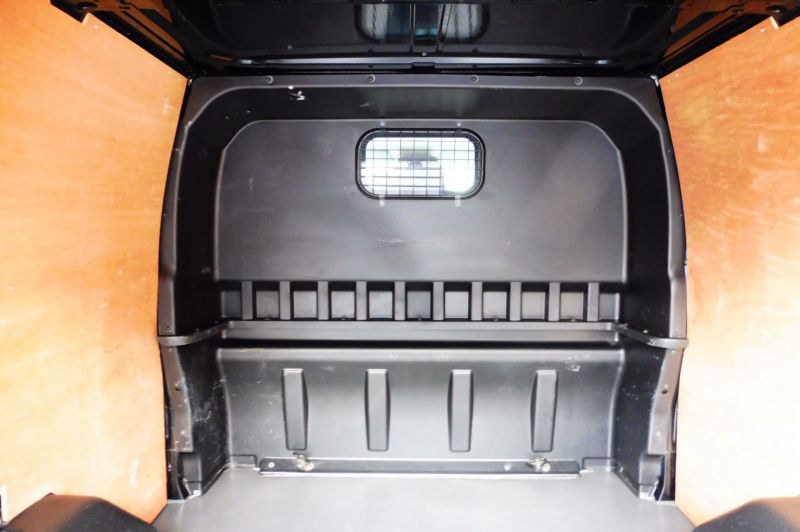 2017 Ford Transit Custom 310 Limited 6 Seat Combi 2.0 Tdci image 10