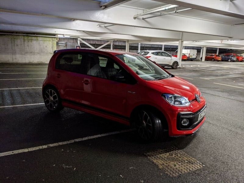 2019 Volkswagen Up GTI image 1