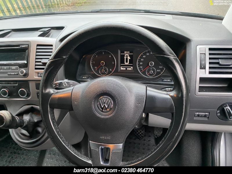 2014 Volkswagen Transporter Van Tdi Swb Highline Combi image 11