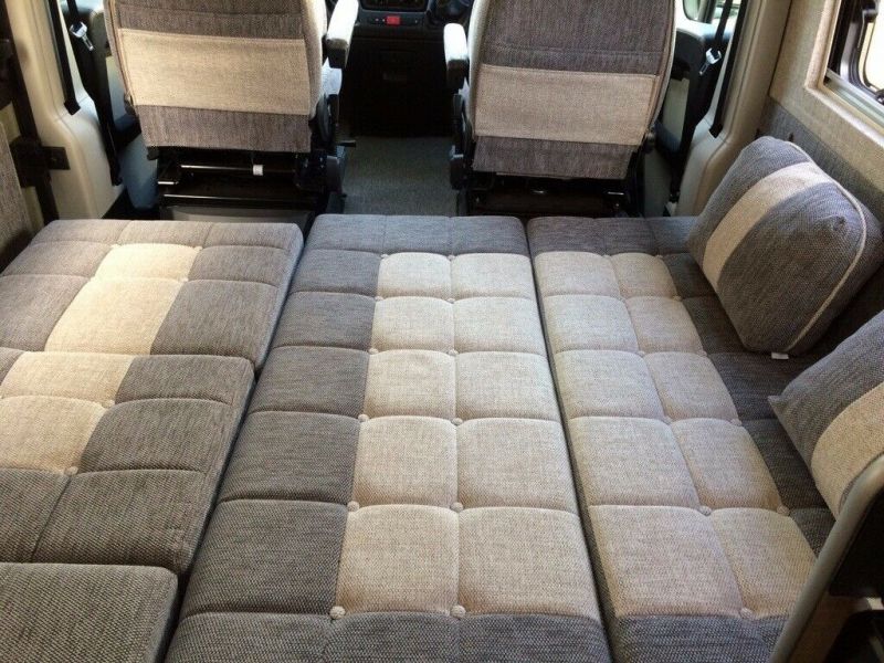 2018 Devon Colorado MWB Motorhome image 5