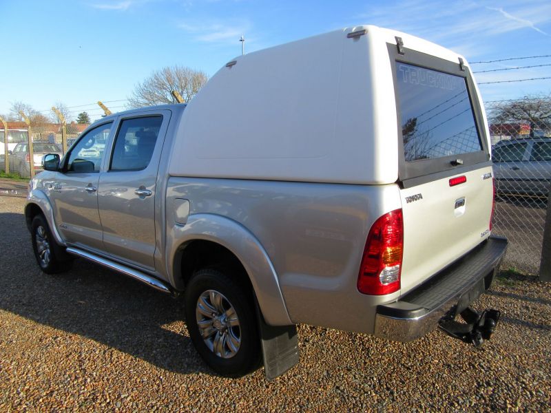 2007 Toyota Hi Lux Invincible D-4D 4x4 Double-Cab image 8