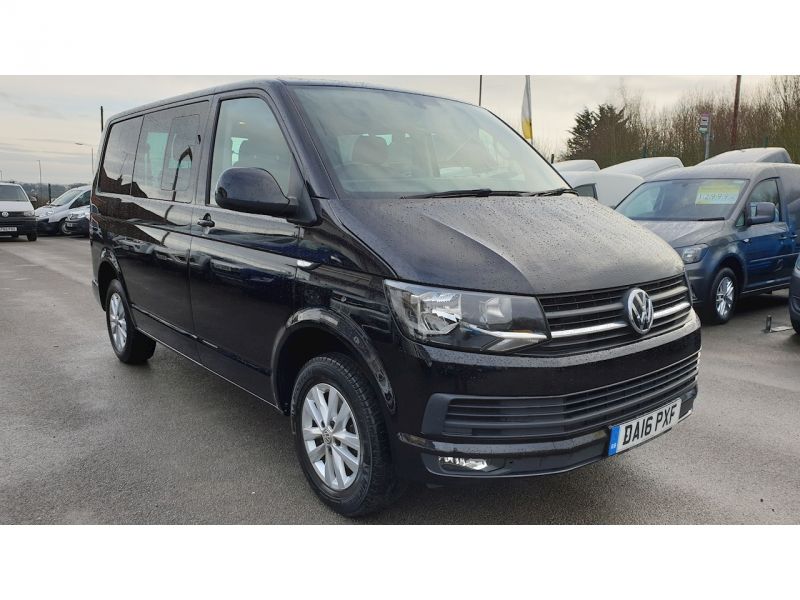 2016 Volkswagen Transporter T30 140PS SWB Kombi Highline image 3