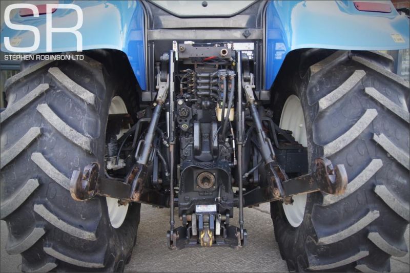 2010 New Holland T6080 50K image 7