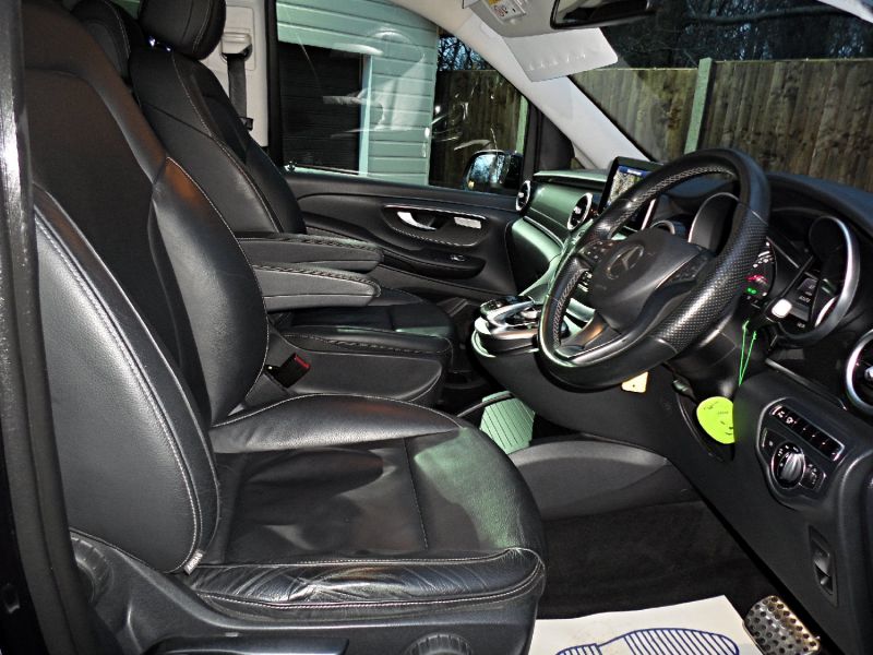 2015 Mercedes V Class V220 SE image 5