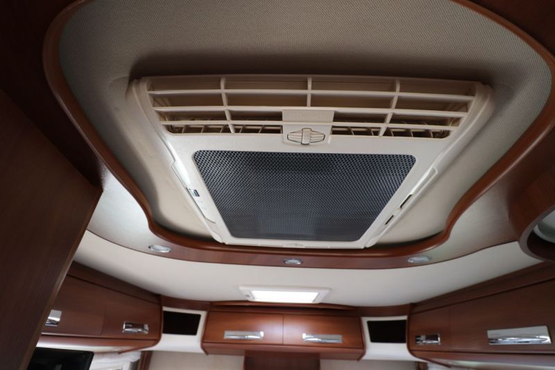 2015 Carthago Chic E-Line I50 Yachting image 12