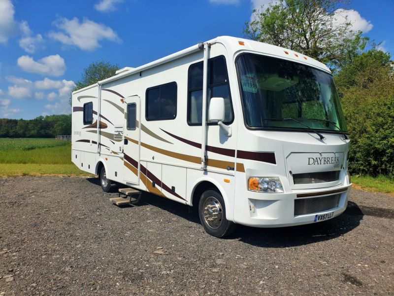 2007 Winnebago Style Damon Daybreak image 2