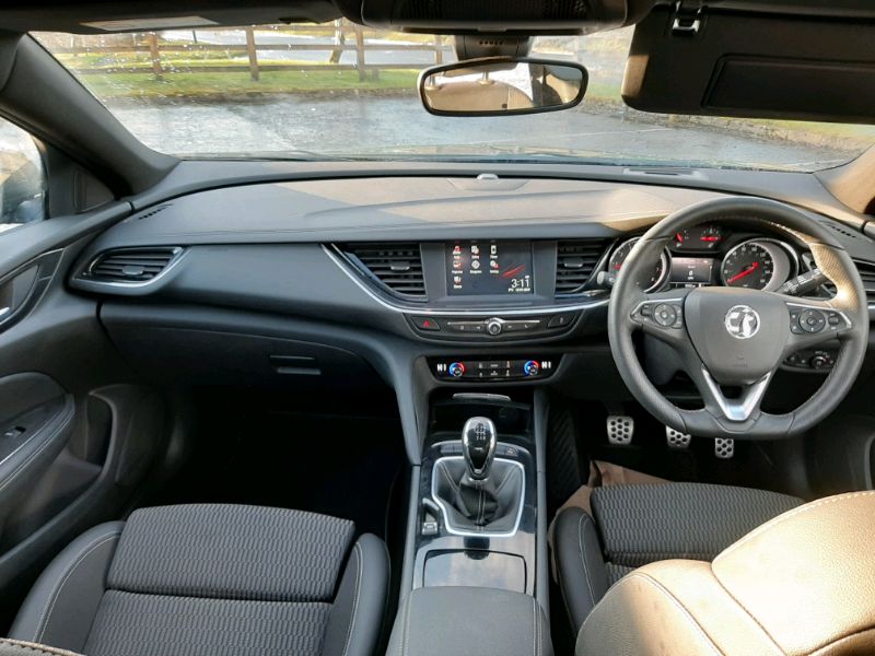 2019 Vauxhall Insignia VX Line 1.5 image 8