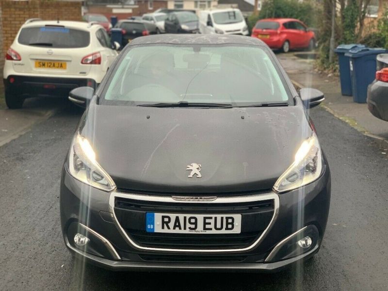 2019 Peugeot 208 1.5 Blue HDI Active image 1
