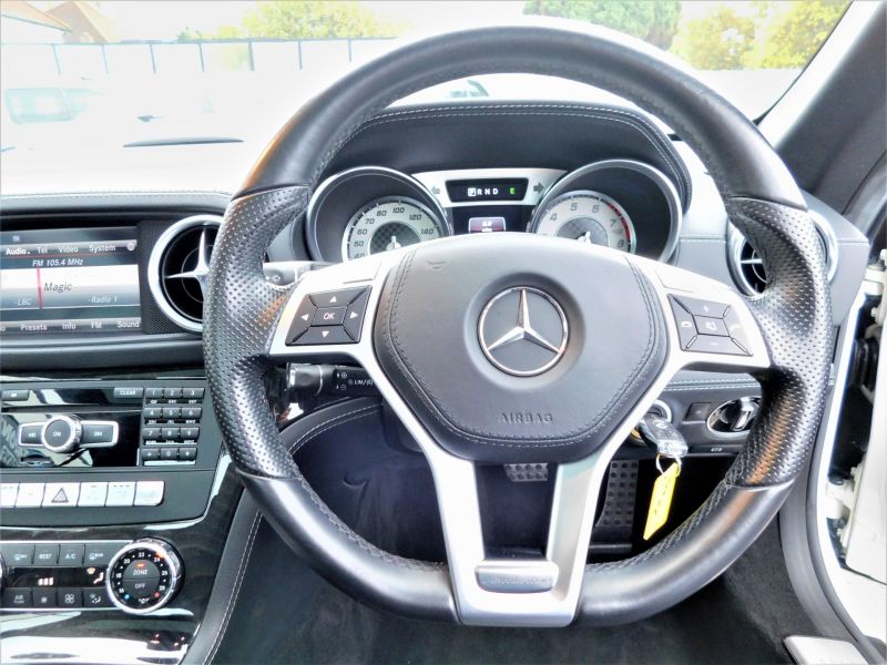 2013 Mercedes-Benz SL Class 3.5 SL350 image 11