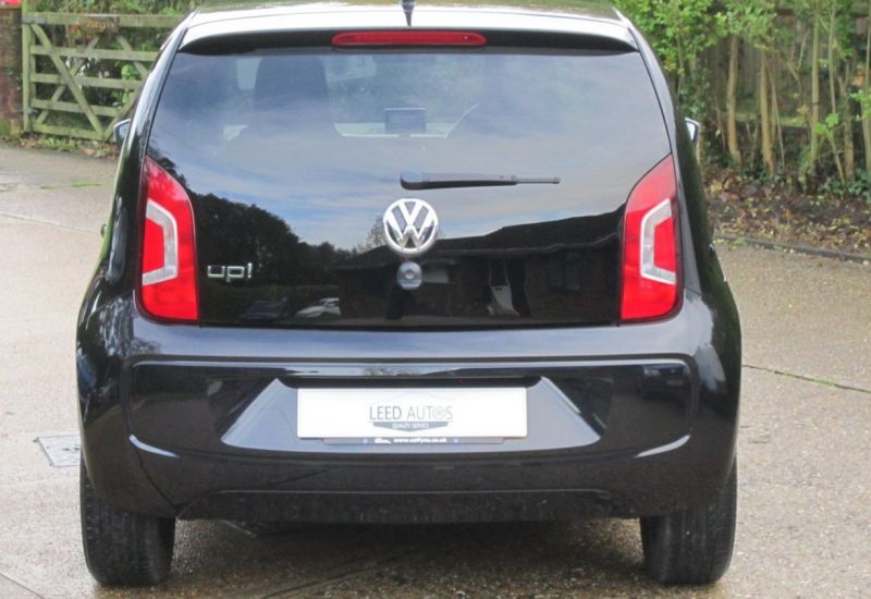 2015 Volkswagen up! Hatch 1.0 5dr image 3