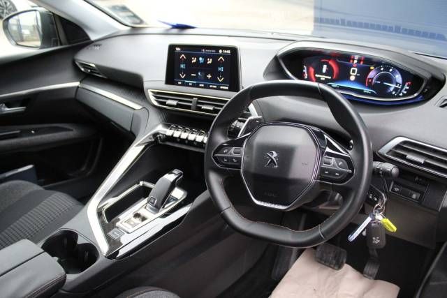 2018 Peugeot 3008 1.2 Puretech Allure Eat (S/S) 5dr image 7