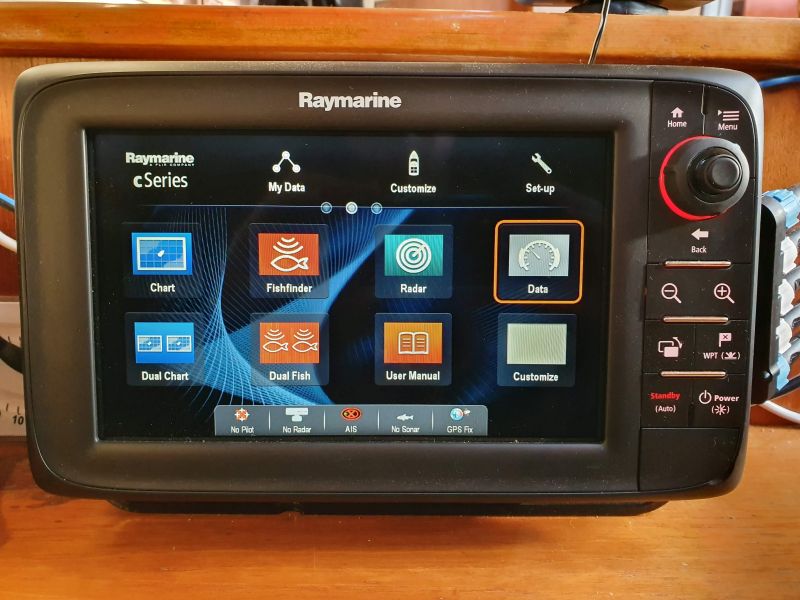 1988 Oyster Lightwave 395 image 14